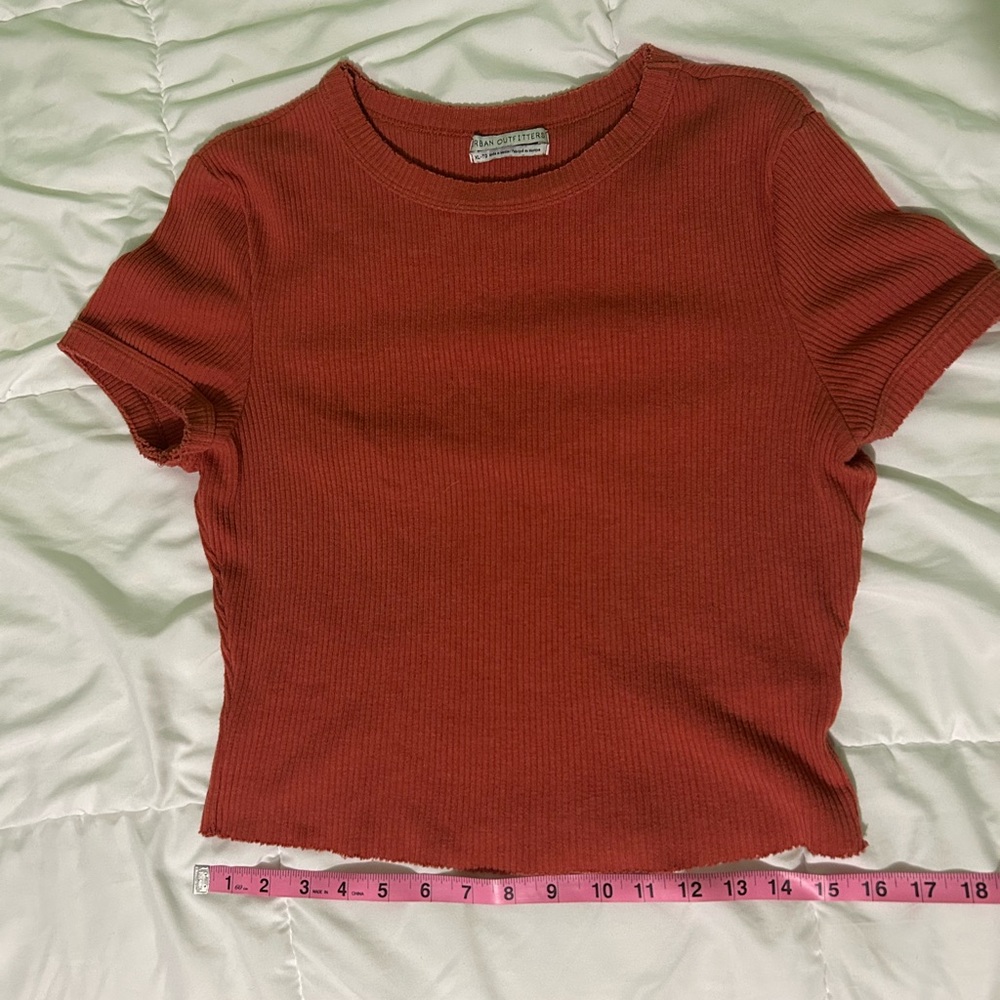 Urban Outfitters Rust Ribbed Cropped Tee